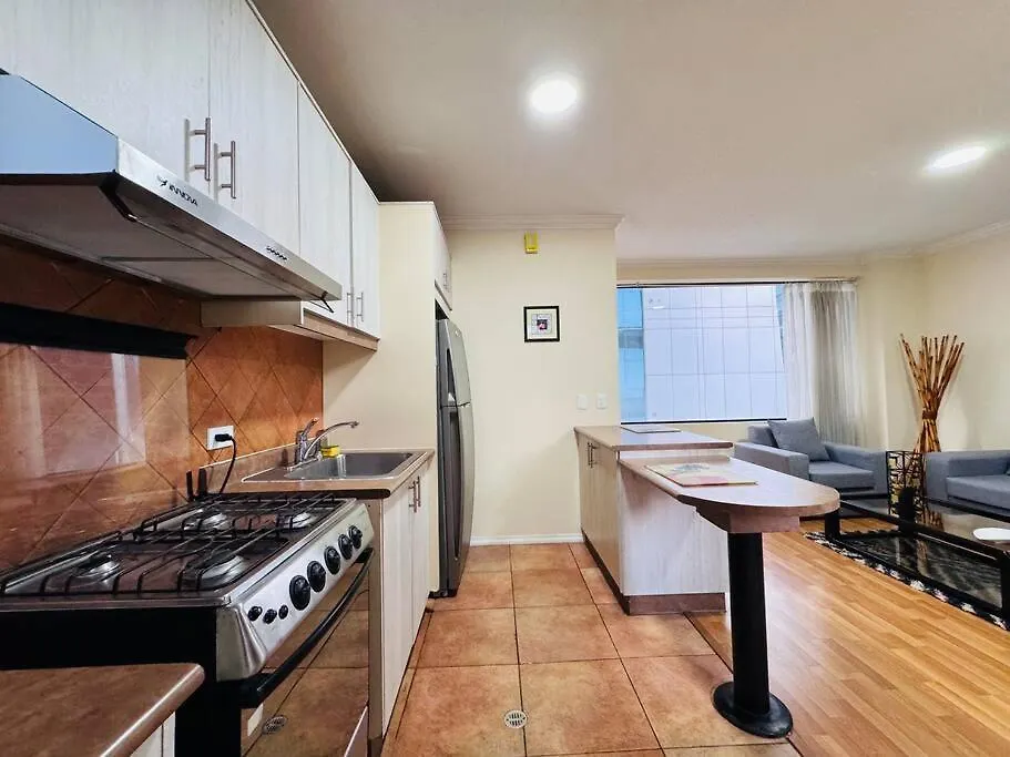 Departamento, Con Vista, Para 2 Personas, Wifi, Parqueadero Gratis Cubierto, Full Equipado, Lavadora, Secadora, Cerca De El Parque La Carolina 키토 아파트
