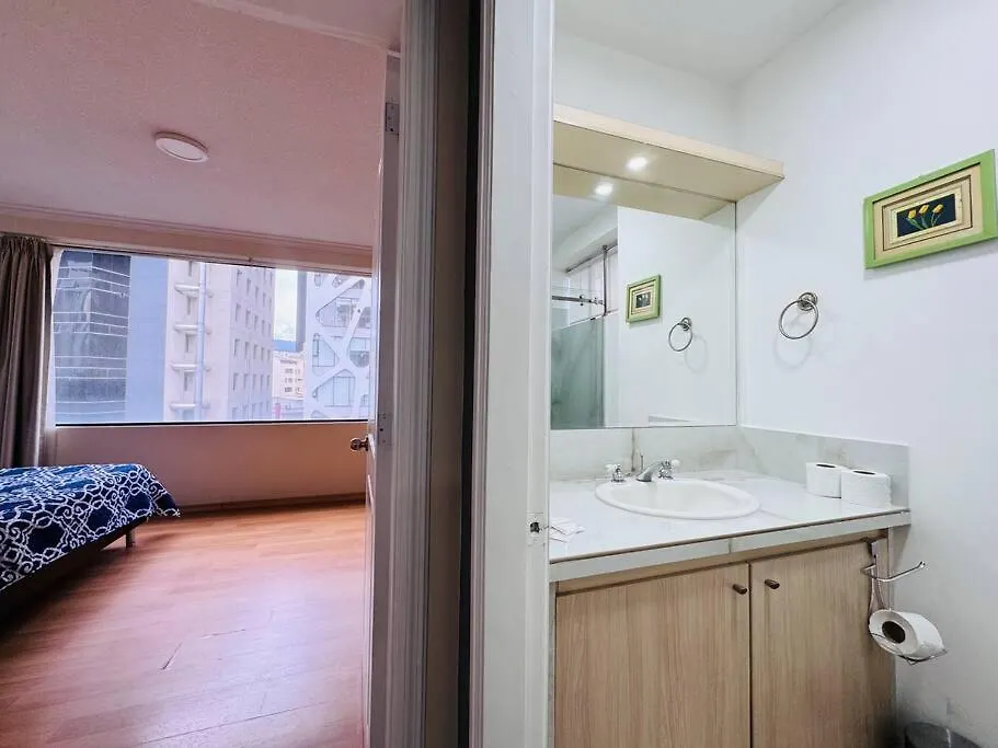 Departamento, Con Vista, Para 2 Personas, Wifi, Parqueadero Gratis Cubierto, Full Equipado, Lavadora, Secadora, Cerca De El Parque La Carolina 키토 아파트